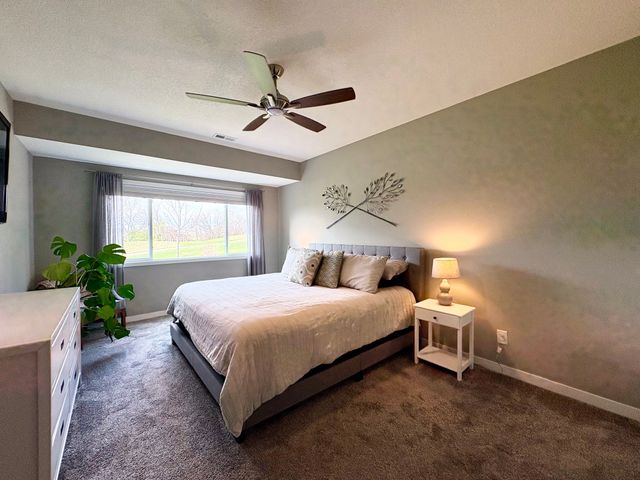 9401 Bellflower Lane, Norwalk, IA 50211