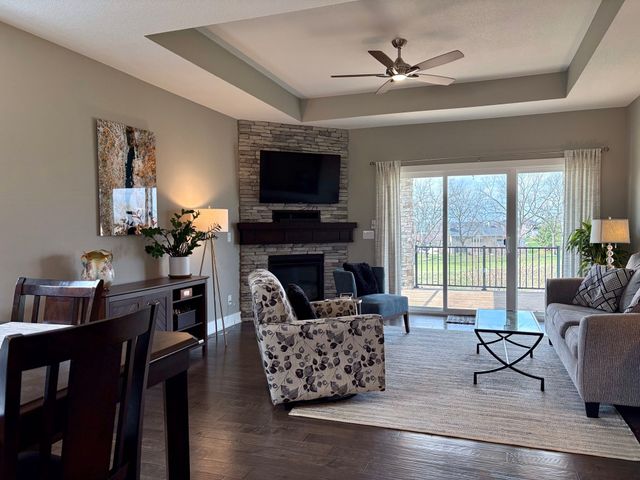 9401 Bellflower Lane, Norwalk, IA 50211