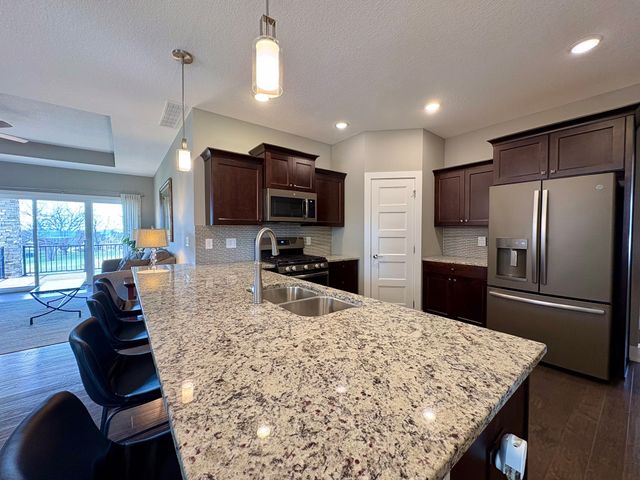 9401 Bellflower Lane, Norwalk, IA 50211