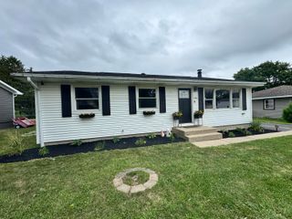 1906 Edison Street, Schererville, IN 46375