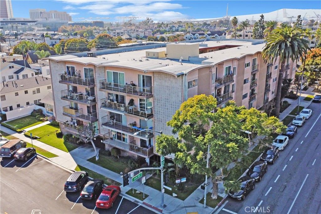 545 Chestnut Avenue 406, Long Beach, CA 90802