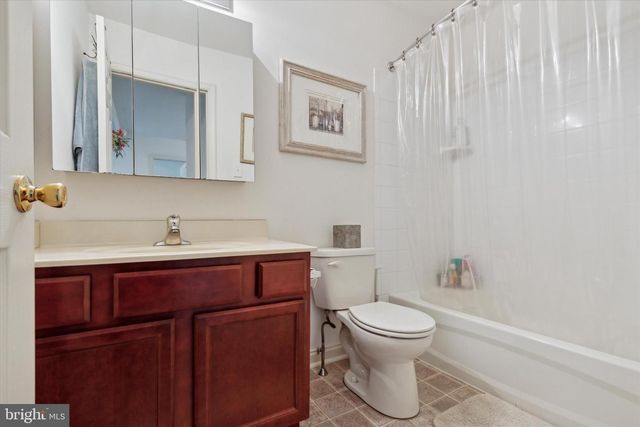 220 PRIMROSE LN, Ambler, PA 19002