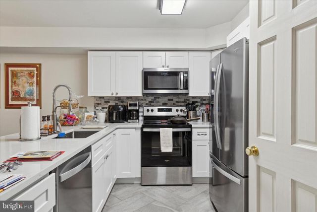 220 PRIMROSE LN, Ambler, PA 19002