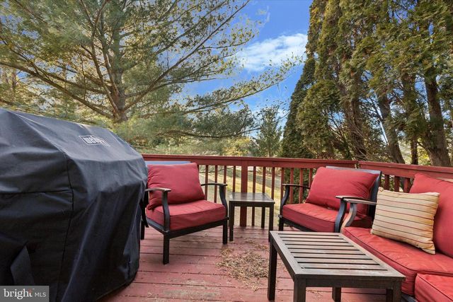 220 PRIMROSE LN, Ambler, PA 19002