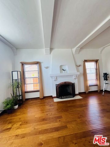1271 W 81st Street, Los Angeles, CA 90044