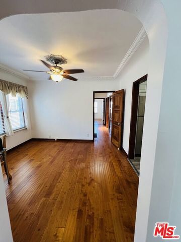 1271 W 81st Street, Los Angeles, CA 90044