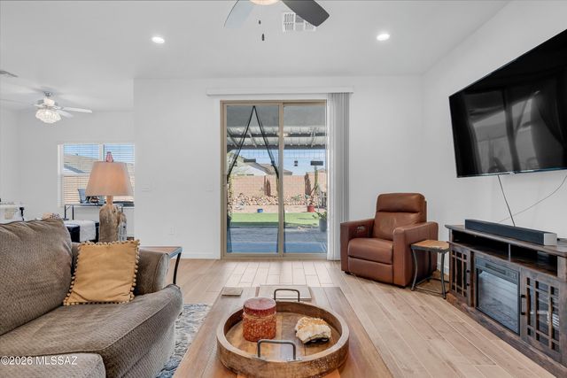 656 W Wilkinson Street, Vail, AZ 85641