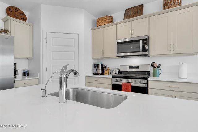 656 W Wilkinson Street, Vail, AZ 85641