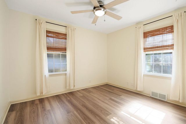 608 SANTA FE TRAIL, Boonville, MO 65233