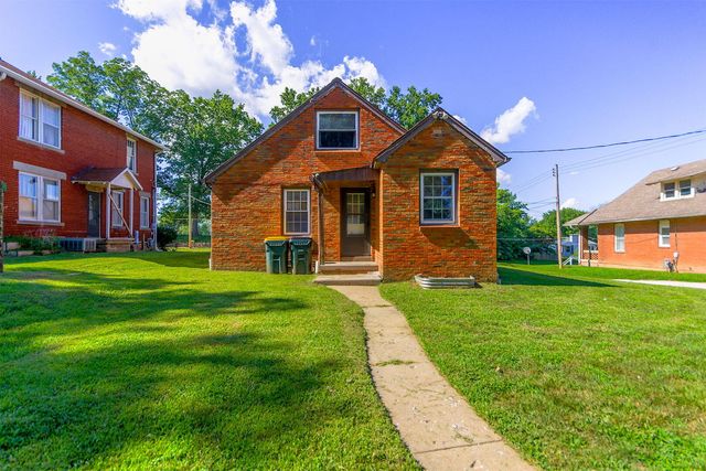 608 SANTA FE TRAIL, Boonville, MO 65233