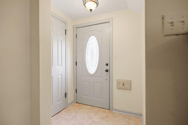 608 SANTA FE TRAIL, Boonville, MO 65233