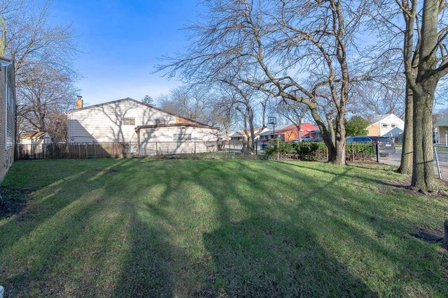 11534 S Peoria Street, Chicago, IL 60643