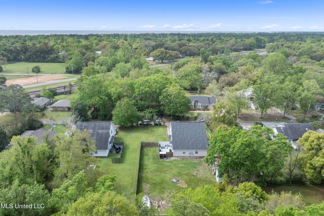 407 Citizen Street, Bay Saint Louis, MS 39520