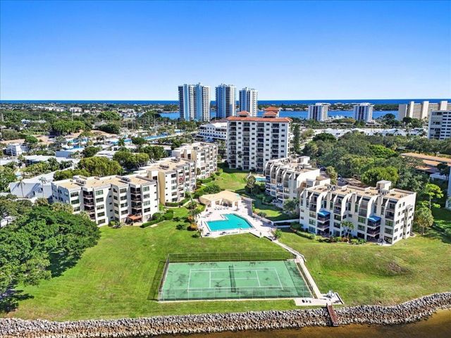 364 Golfview Road 405, North Palm Beach, FL 33408