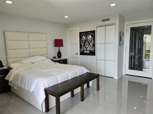 6901 Edgewater Dr 311, Coral Gables, FL 33133