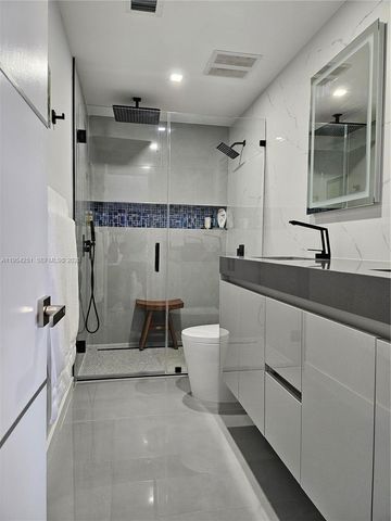 6901 Edgewater Dr 311, Coral Gables, FL 33133