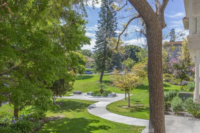 2400 Via Mariposa 1A, Laguna Woods, CA 92637