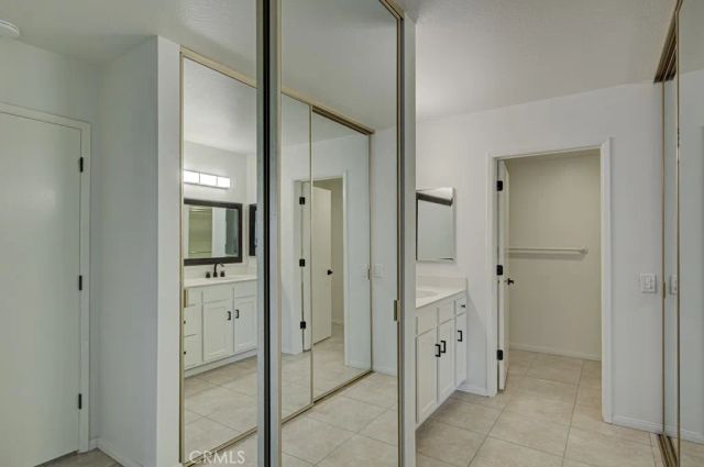 2400 Via Mariposa 1A, Laguna Woods, CA 92637