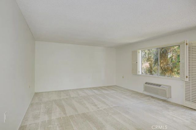 2400 Via Mariposa 1A, Laguna Woods, CA 92637