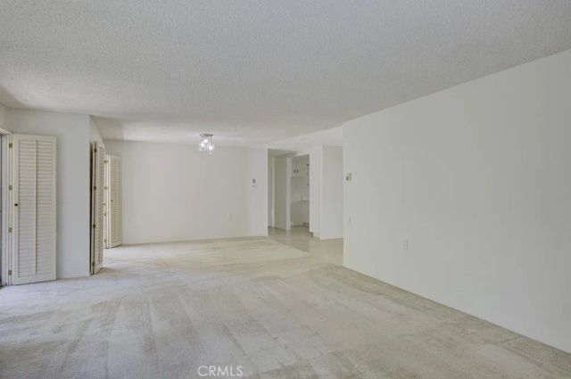 2400 Via Mariposa 1A, Laguna Woods, CA 92637