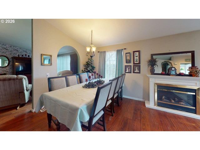 2120 ROBINS Ln Se 26, Salem, OR 97306