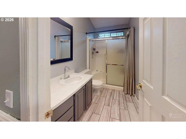 2120 ROBINS Ln Se 26, Salem, OR 97306