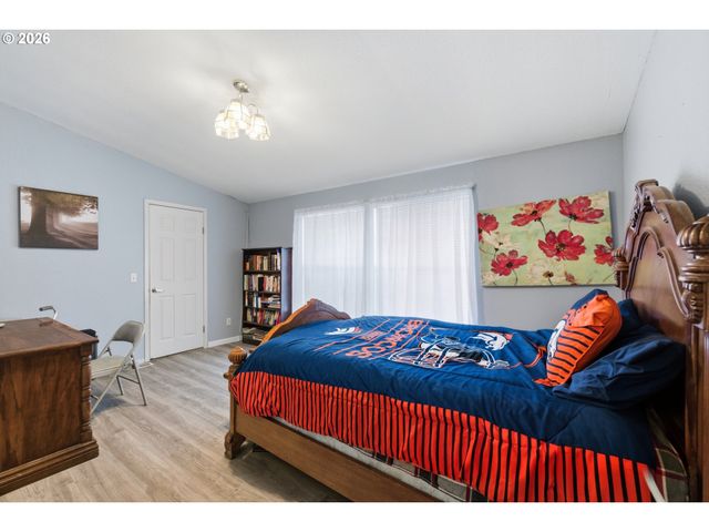 2120 ROBINS Ln Se 26, Salem, OR 97306