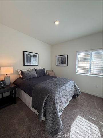 3151 Yuba River Dr., Merced, CA 95341