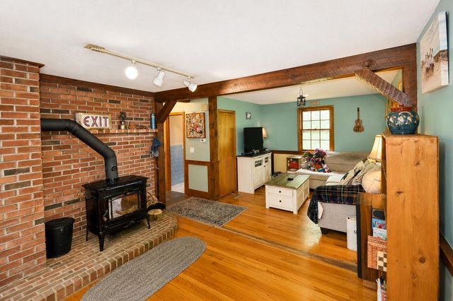 86 Mammoth Road, Londonderry, NH 03053