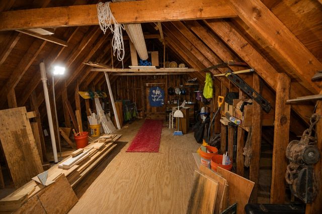 86 Mammoth Road, Londonderry, NH 03053