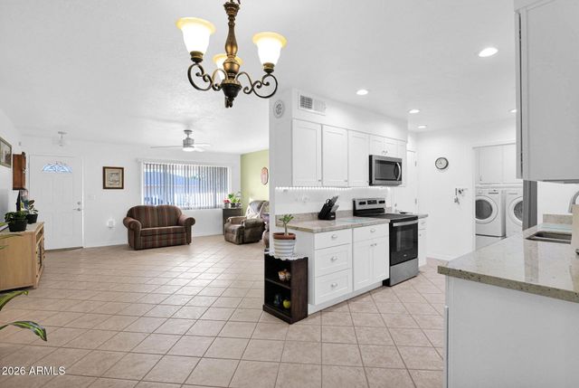 10712 W Camelot Circle, Sun City, AZ 85351