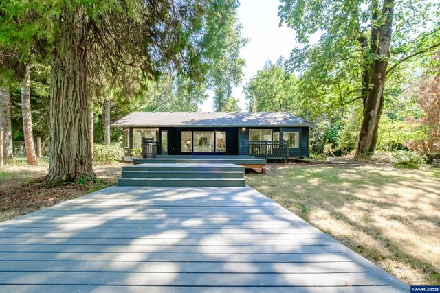 45849 River Loop Rd, Lyons, OR 97358