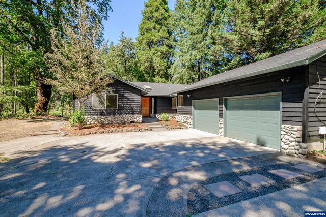 45849 River Loop Rd, Lyons, OR 97358
