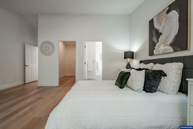 45849 River Loop Rd, Lyons, OR 97358