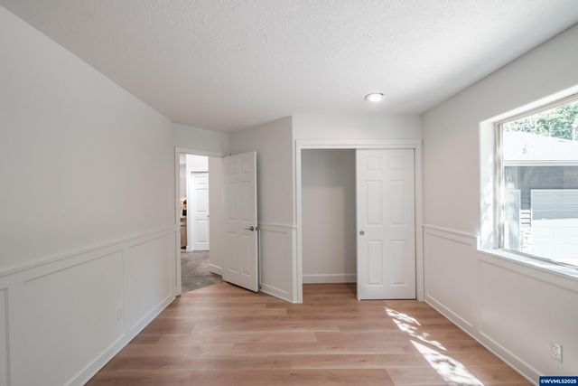 45849 River Loop Rd, Lyons, OR 97358