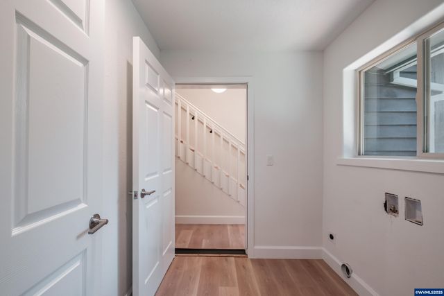 45849 River Loop Rd, Lyons, OR 97358