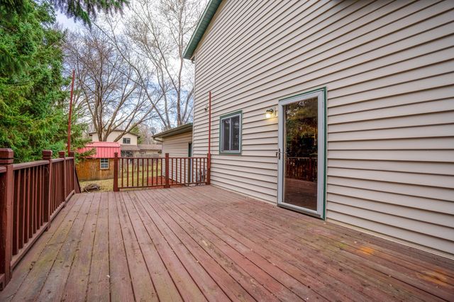 600 33rd Street NW, Willmar, MN 56201