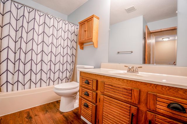 600 33rd Street NW, Willmar, MN 56201