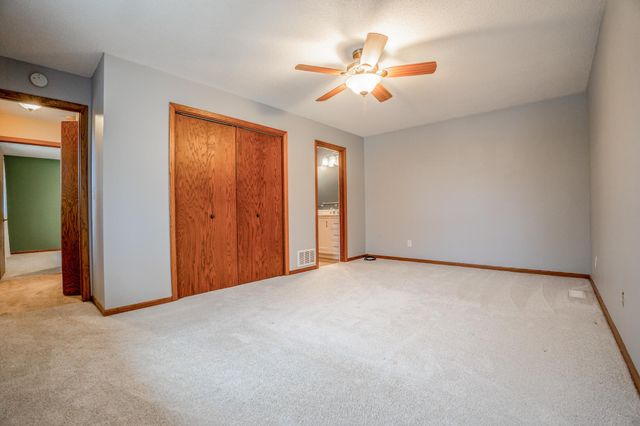 600 33rd Street NW, Willmar, MN 56201