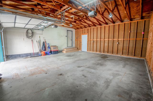 600 33rd Street NW, Willmar, MN 56201