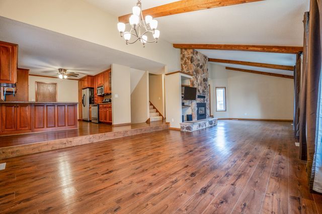 600 33rd Street NW, Willmar, MN 56201