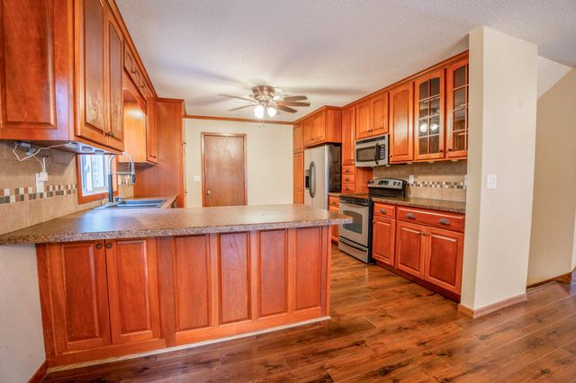 600 33rd Street NW, Willmar, MN 56201