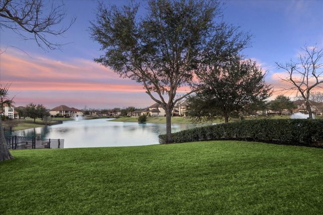 5618 Camden Springs Lane, Sugar Land, TX 77479