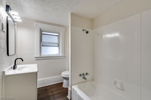 13 Alfaretta Avenue, Akron, OH 44310