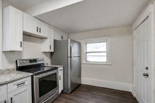 13 Alfaretta Avenue, Akron, OH 44310