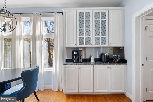 117 DOWNS DR, Wilmington, DE 19807