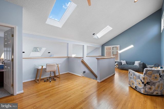 117 DOWNS DR, Wilmington, DE 19807