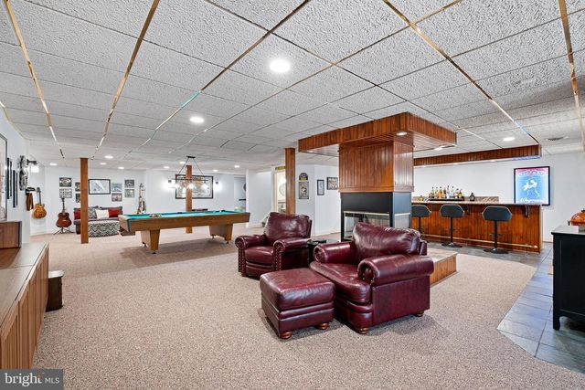 117 DOWNS DR, Wilmington, DE 19807