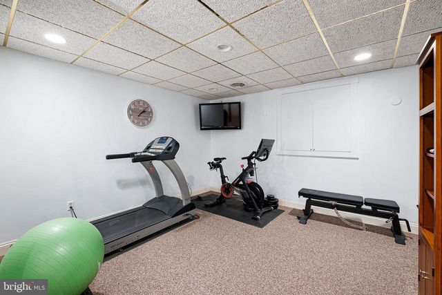 117 DOWNS DR, Wilmington, DE 19807