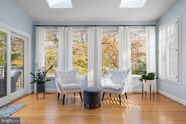 117 DOWNS DR, Wilmington, DE 19807